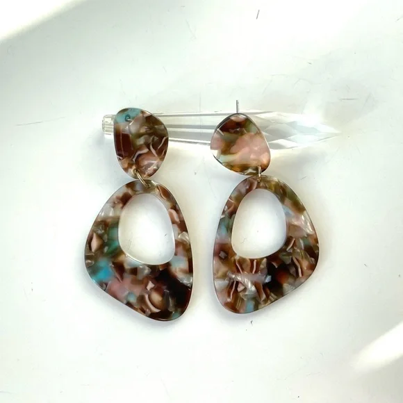Multi Colored Resin Drop Earrings - Picture 5 of 7